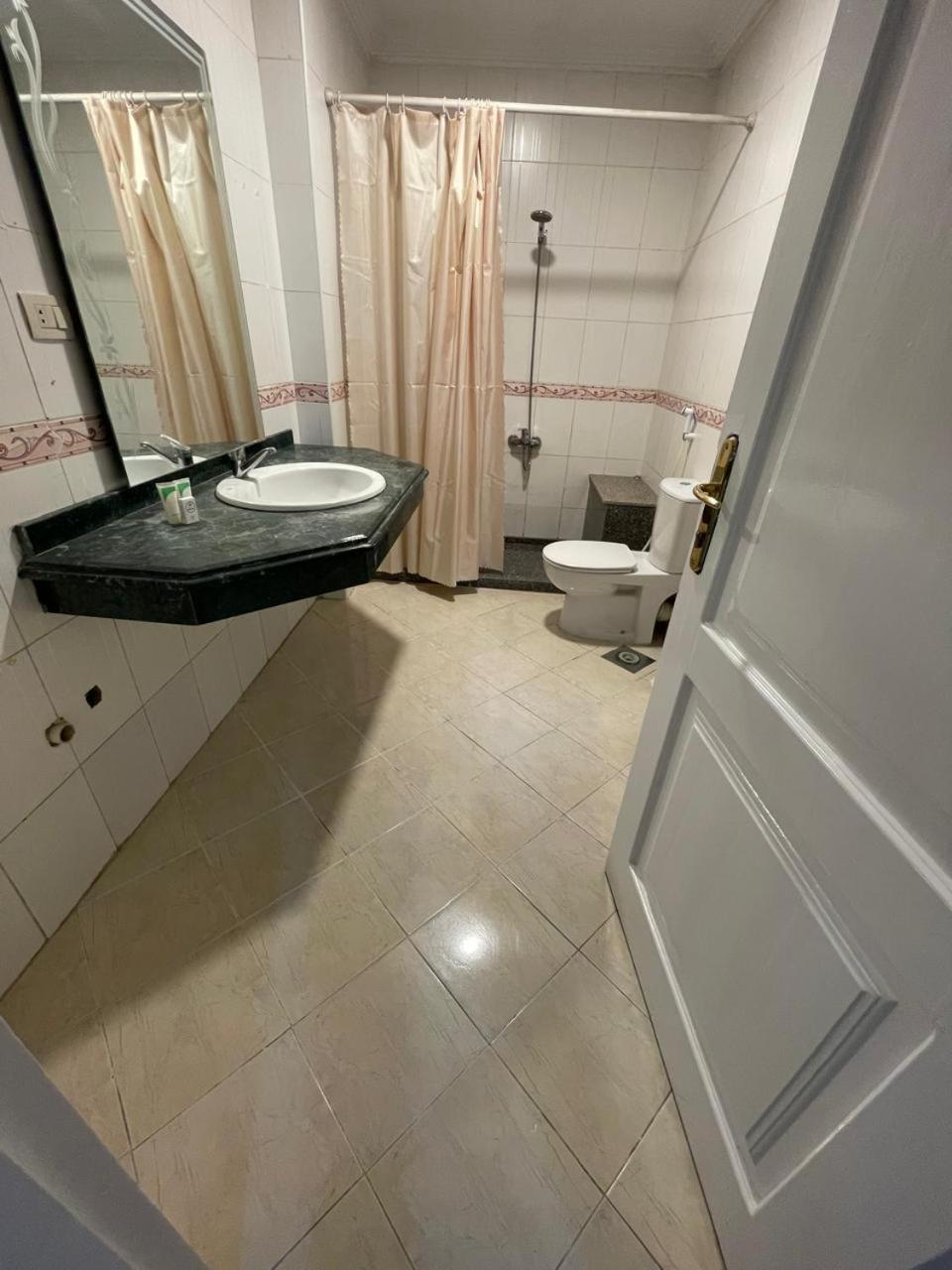 Afnan Cairo Airport Apartment Екстериор снимка